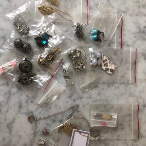 BRAND NEW Women's Costume Jewelry Lot 17 items!